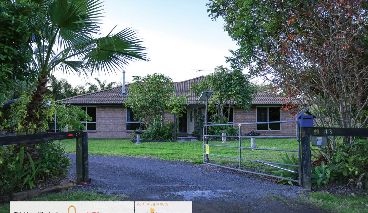15 Outside 41-43 Glycine Court- Golden Bell Properties